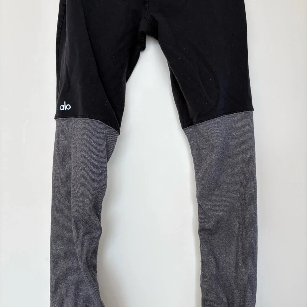 Alo Yoga Scrunch Leg Warmer High-Waisted Leggings